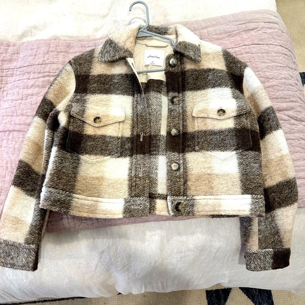 Aritzia Shirt Jacket